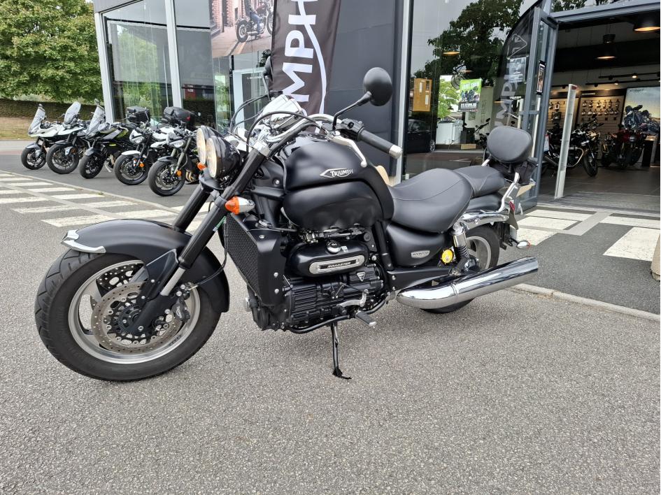 TRIUMPH ROCKET III ROADSTER MAT BLACK