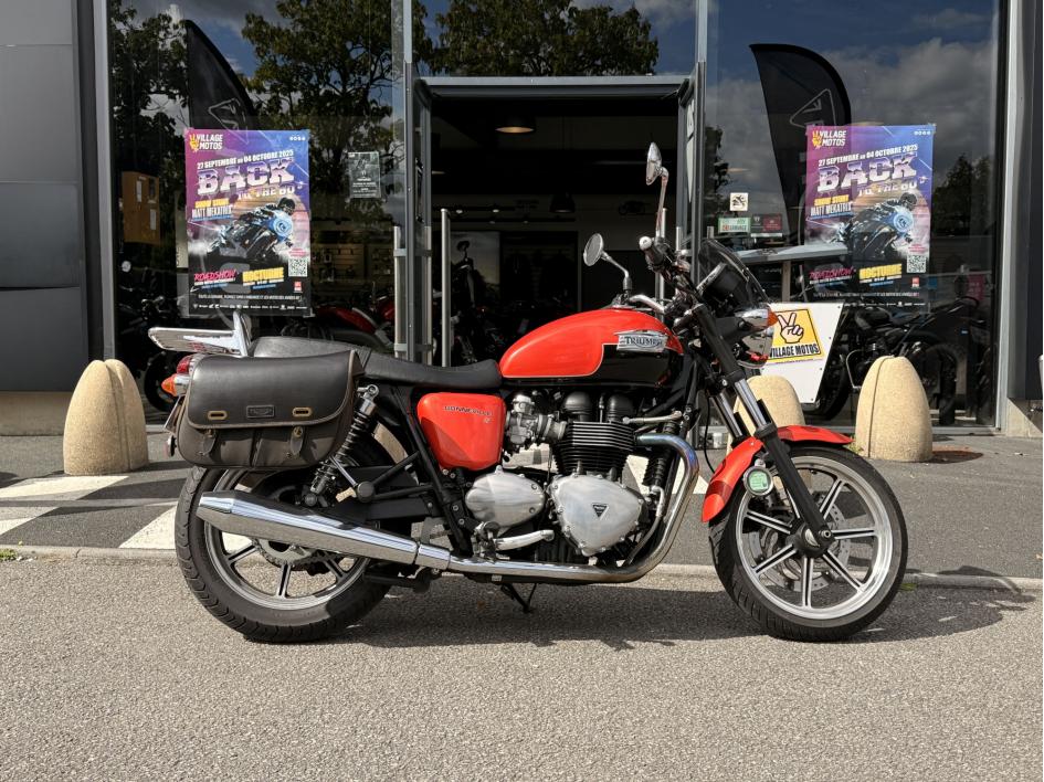 TRIUMPH Bonneville T100
