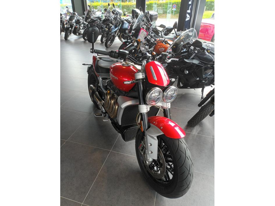 TRIUMPH ROCKET 3 R