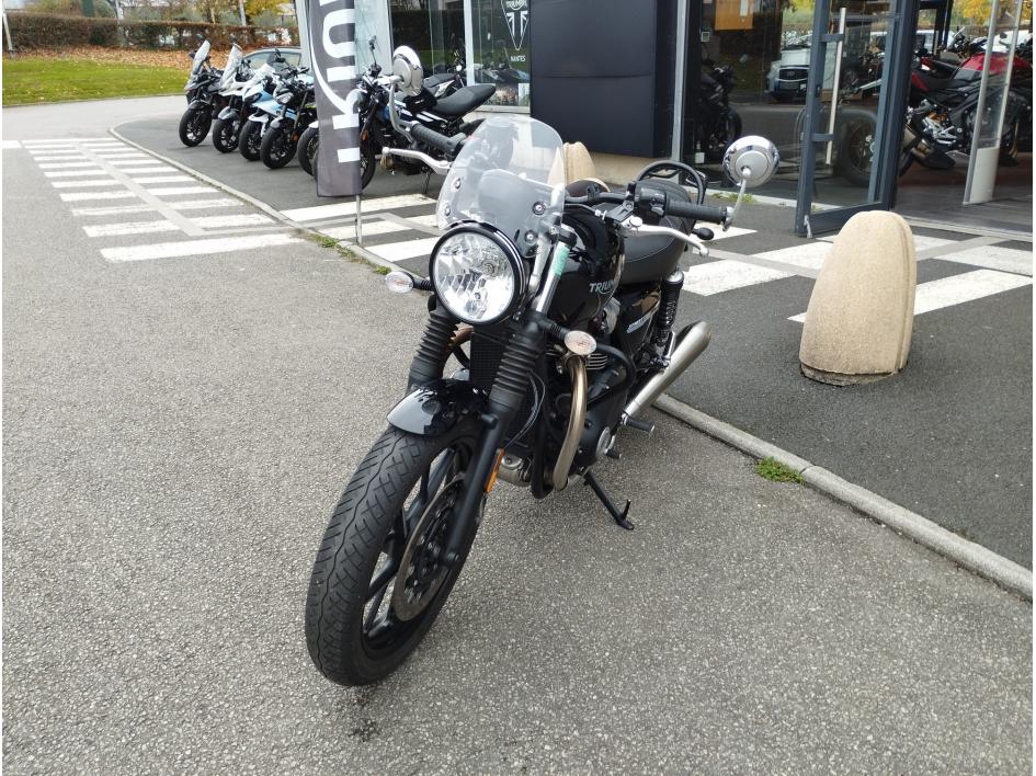 TRIUMPH STREET TWIN  900 NOIR bridable A2