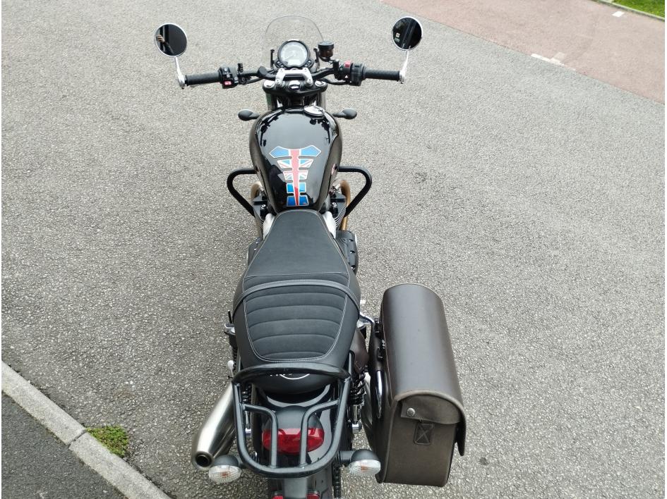 TRIUMPH STREET TWIN  900 NOIR bridable A2