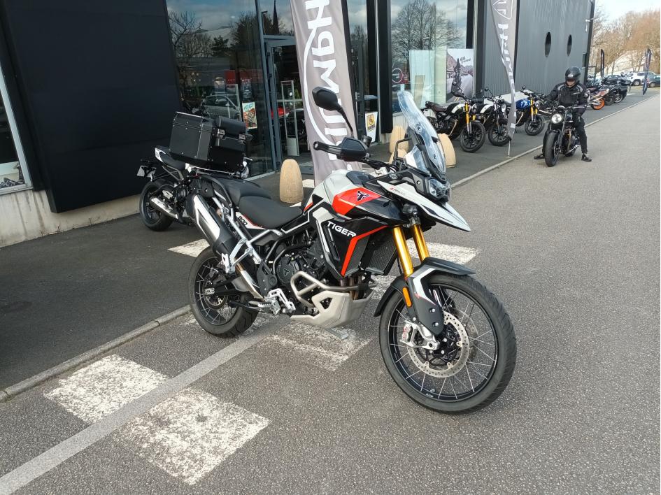 TRIUMPH TIGER 900 RALLY PRO