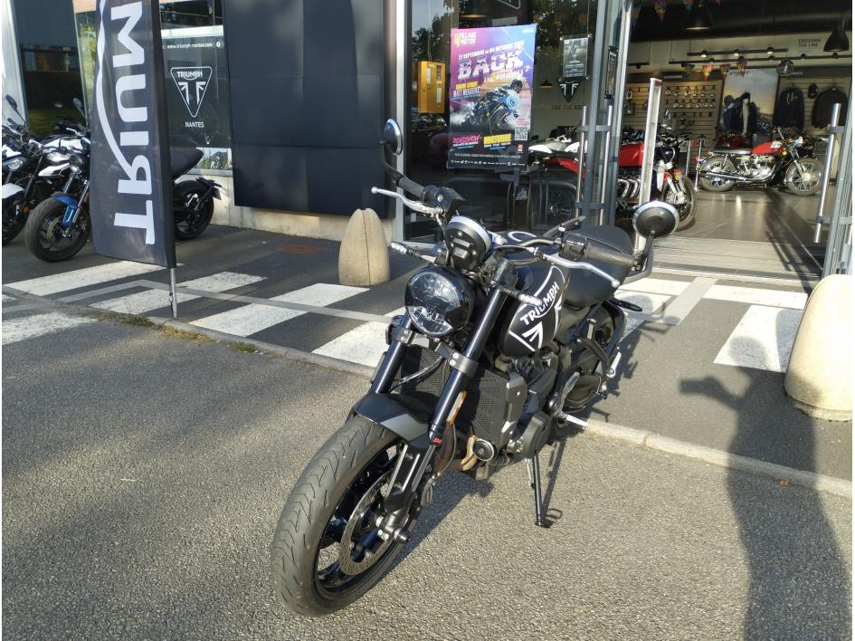 TRIUMPH TRIDENT 660 NOIR MAT A2