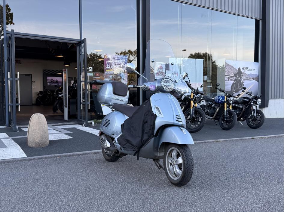 PIAGGIO GTS 300