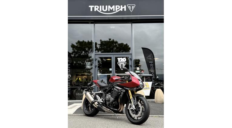 TRIUMPH SPEED TRIPLE 1200 RR